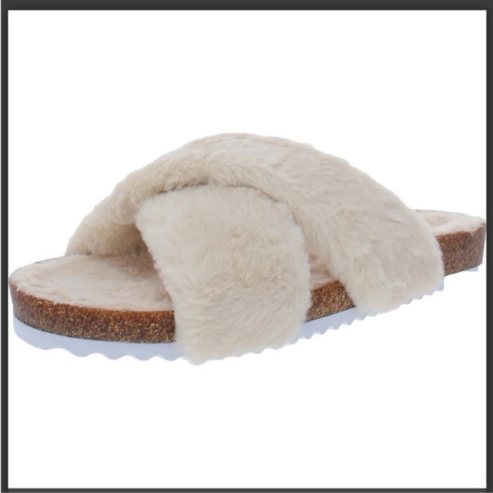 💥SALE💥 Lucky Brand size 8 Faux Fur Slide Sandals Slippers With Box NWT!!